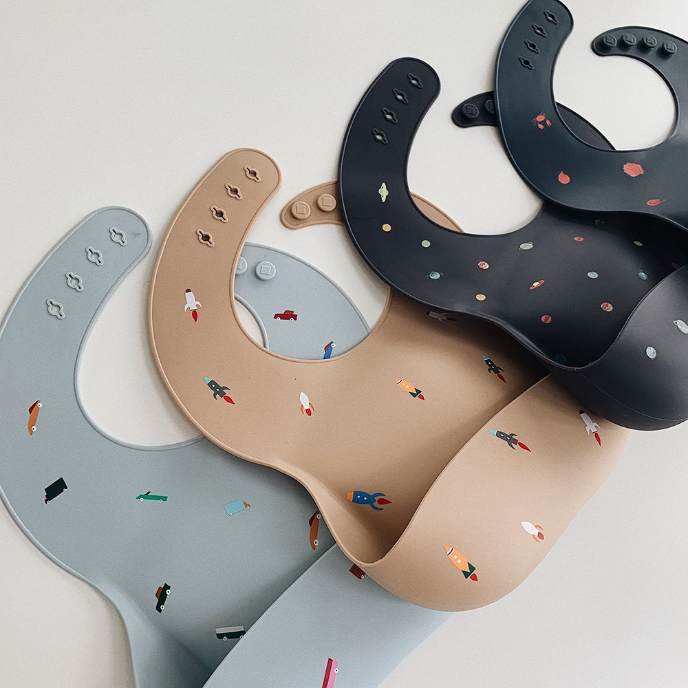 Silicone Bib (Retro Cars)