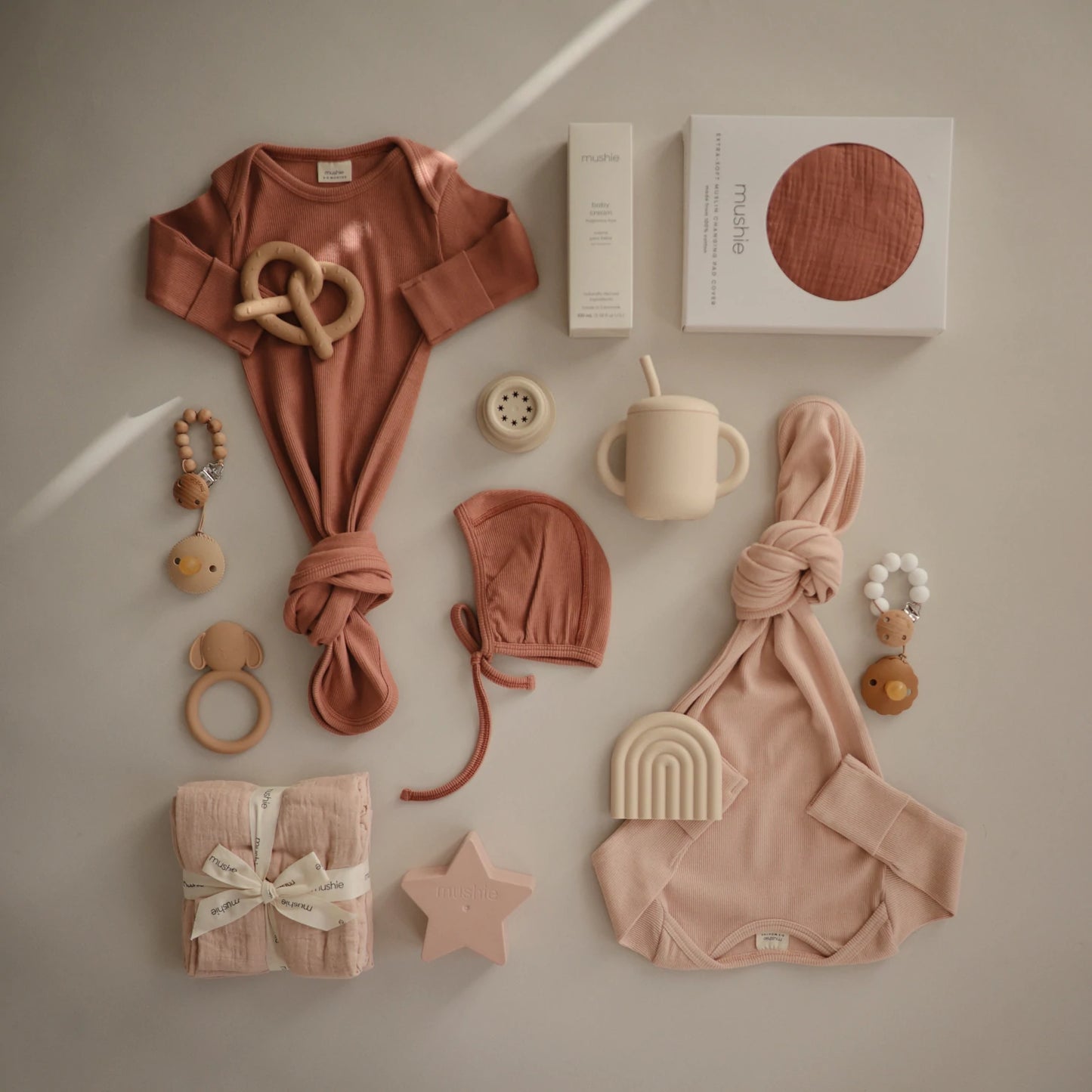 Ribbed Baby Bonnet (Cedar)