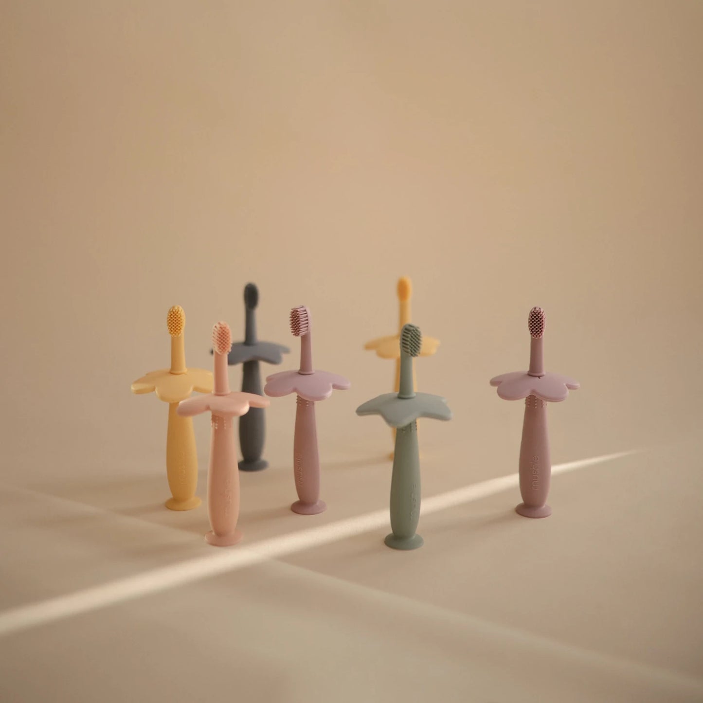 Flower Training Toothbrush (Daffodil)